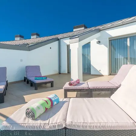 Atico De Lujo Salacia Apartment